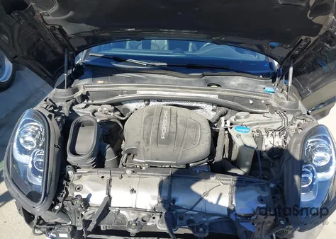 2018 Porsche Macan z USA, uszkodzony, nr VIN WP1AA2A54JLB23077